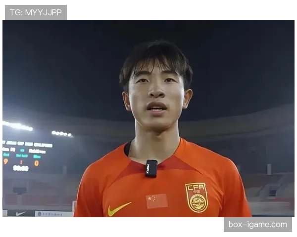 足球新星一球成名，未来可期引热议