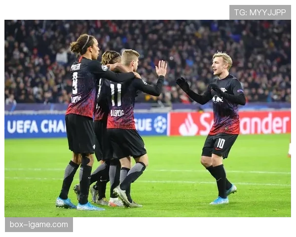 西甲新赛季分组揭晓：豪门强势出击，黑马球队蓄势待发