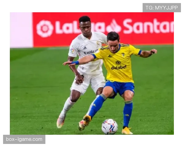 门将出球趋势解析:对球队战术布局与比赛结果的影响分析 门将出球趋势解析:对球队战术布局与比赛结果的影响分析