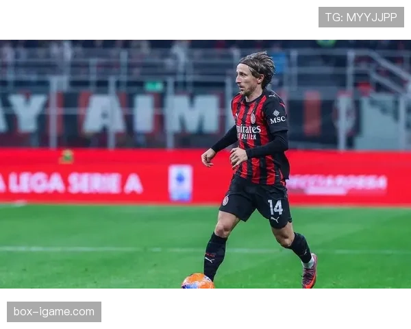 欧冠三连冠时期中场核心：莫德里奇的巅峰统治力