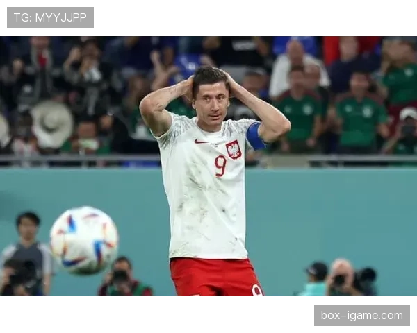 莱万关键战表现稳定性分析