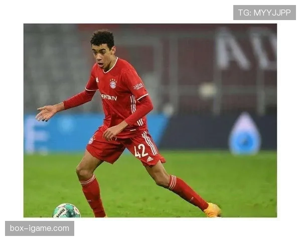 穆西亚拉是否依赖体系？战术角色与自主创造能力分析